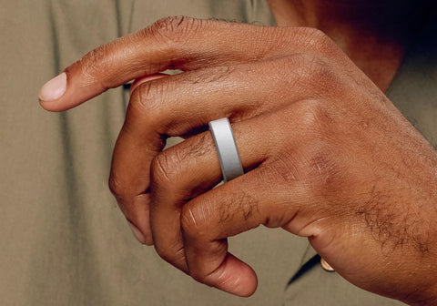 Hand wearing a sleek silver smart ring | Smartring PH